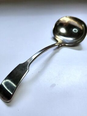 Mappin Brothers Vintage Silverplate 7 Inch Fiddle Pattern Sauce Gravy Ladle